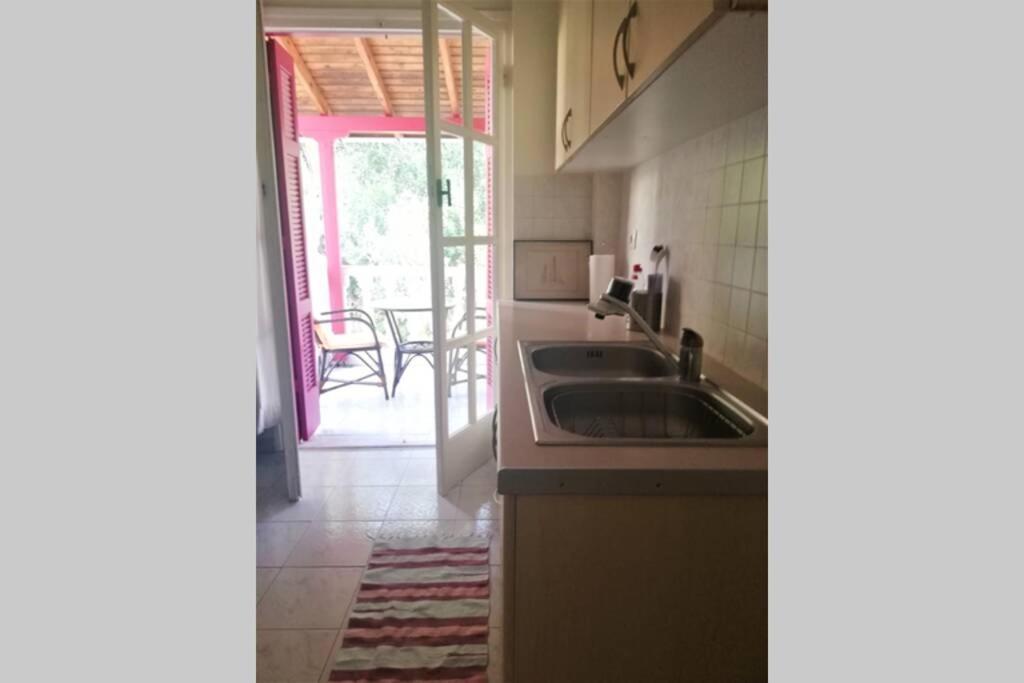 Über den Dächern von Koroni Exterior foto